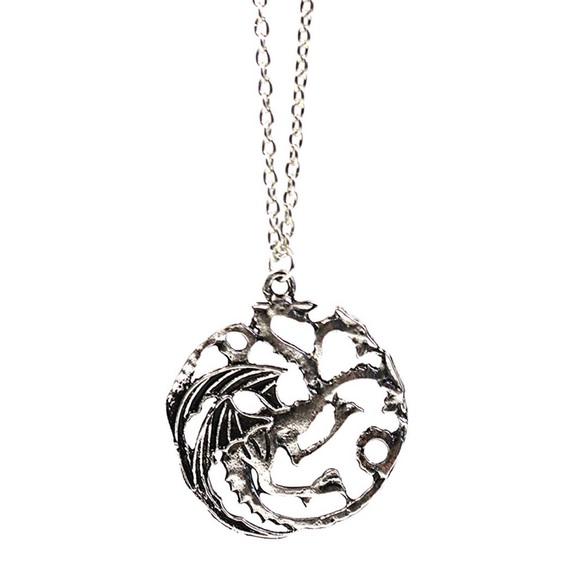Game of Thrones Targaryen Sigil 3 Headed Dragon Metal Pendant with Necklace - Picture 3 of 9